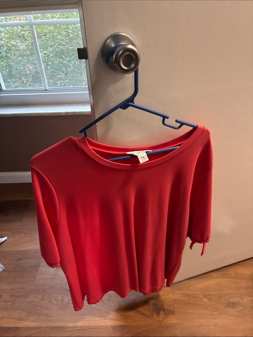 Liz Claiborne Bright Coral Short Sleeve Boatneck Top